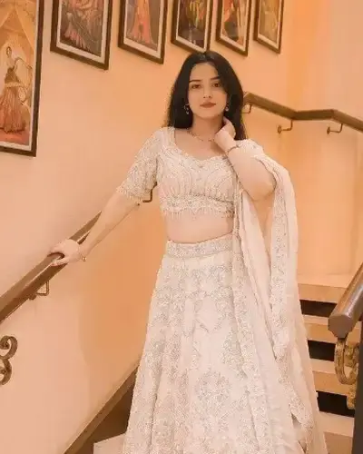 Escort Teen Hath Naka